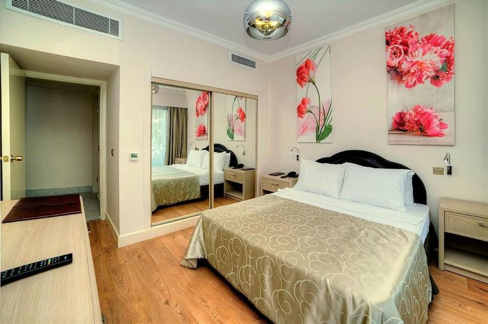 Jasmine Court Hotel Kyrenia  Room photo